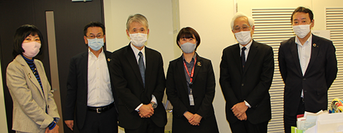 The Audit Committee inspects the sales floor of the former Yokohama Station West Exit Branch